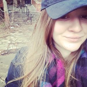 Meet your Posher, Jade